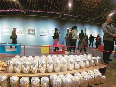 柳州日報社多媒體數字報 文藝創作版面的新紀元